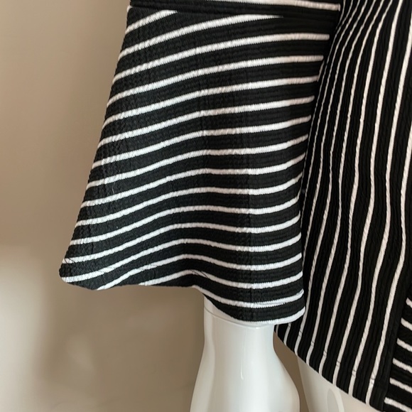 Karl Lagerfeld Striped Blouse, size 2X - Picture 5 of 6